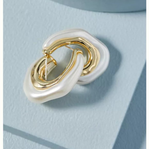 NEW~ Anthropologie Irregular Chunky Pearl Hoop Earrings - Picture 2 of 7